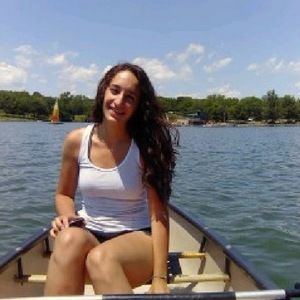 Meet your Posher, Christina